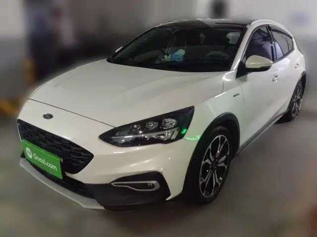Ford Focus Active 2020 EcoBoost 180 Automatic Titanium Edition