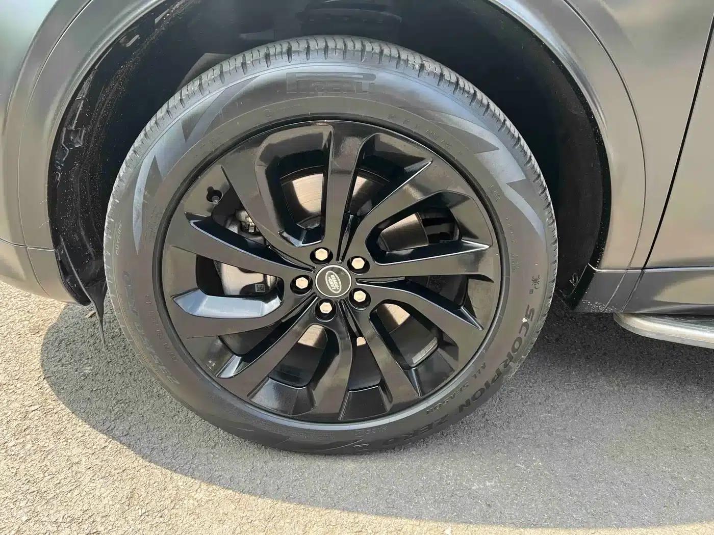 Discovery Sport New Energy 2022 Facelift P300e Plug-in Electric Hybrid — миниатюра 13