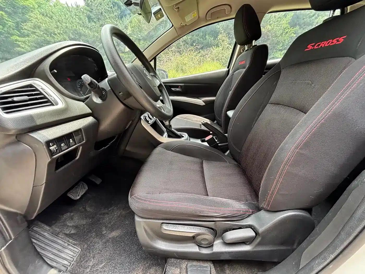 2014 Vitara 1.6L CVT 2WD Entry-level — миниатюра 6