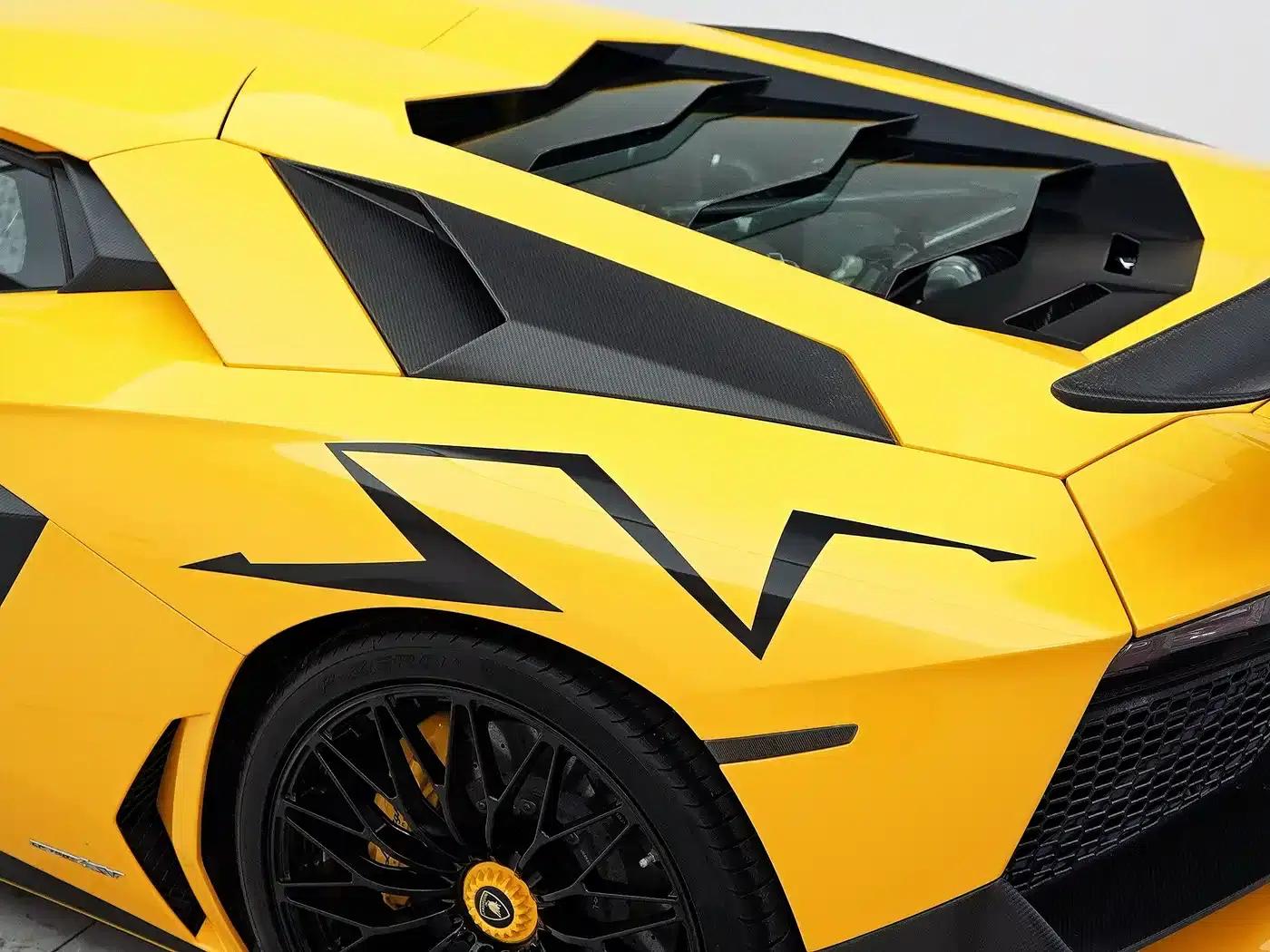 2015 Aventador LP 750-4 Superveloce — миниатюра 12