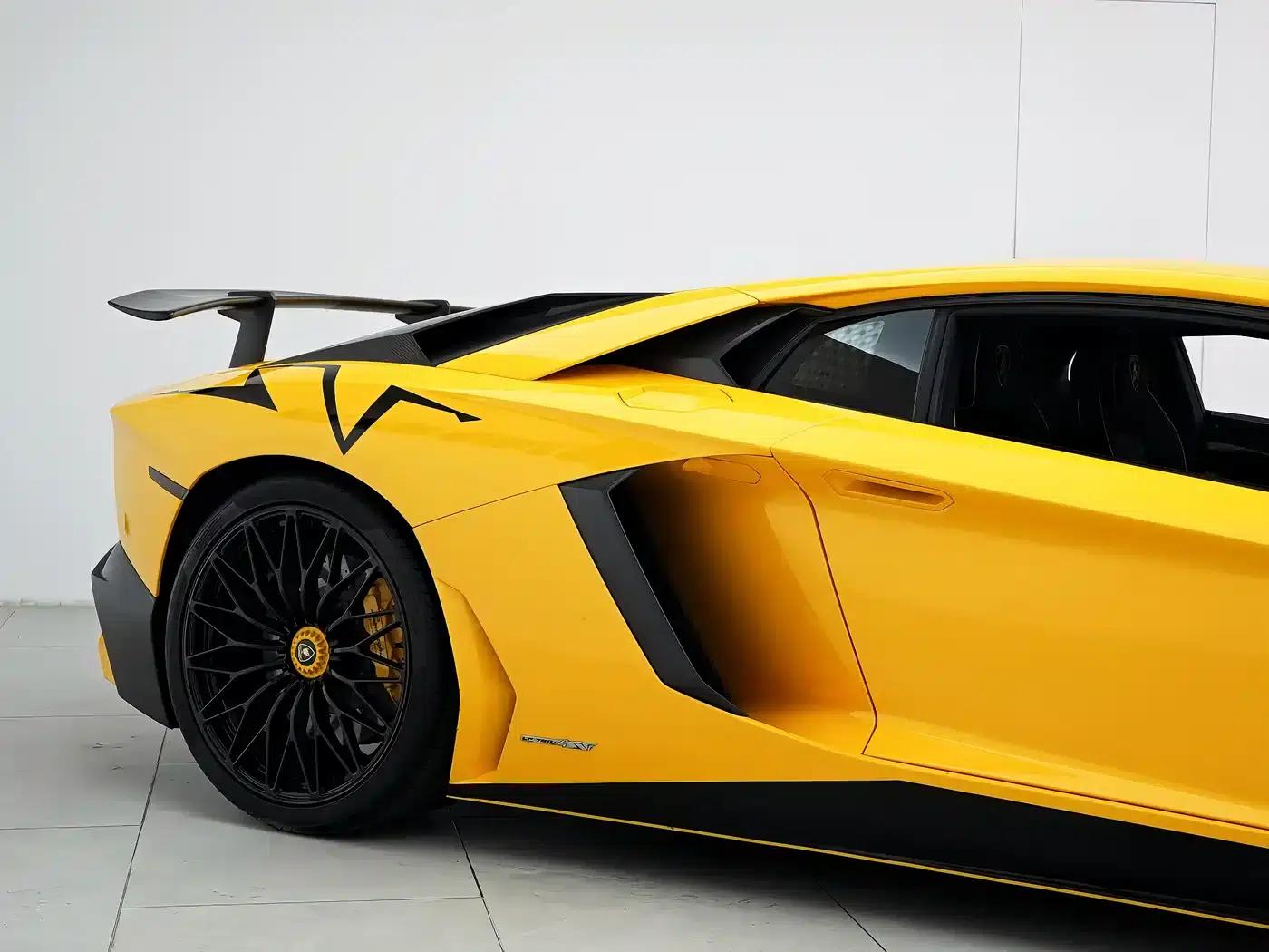 2015 Aventador LP 750-4 Superveloce — миниатюра 14