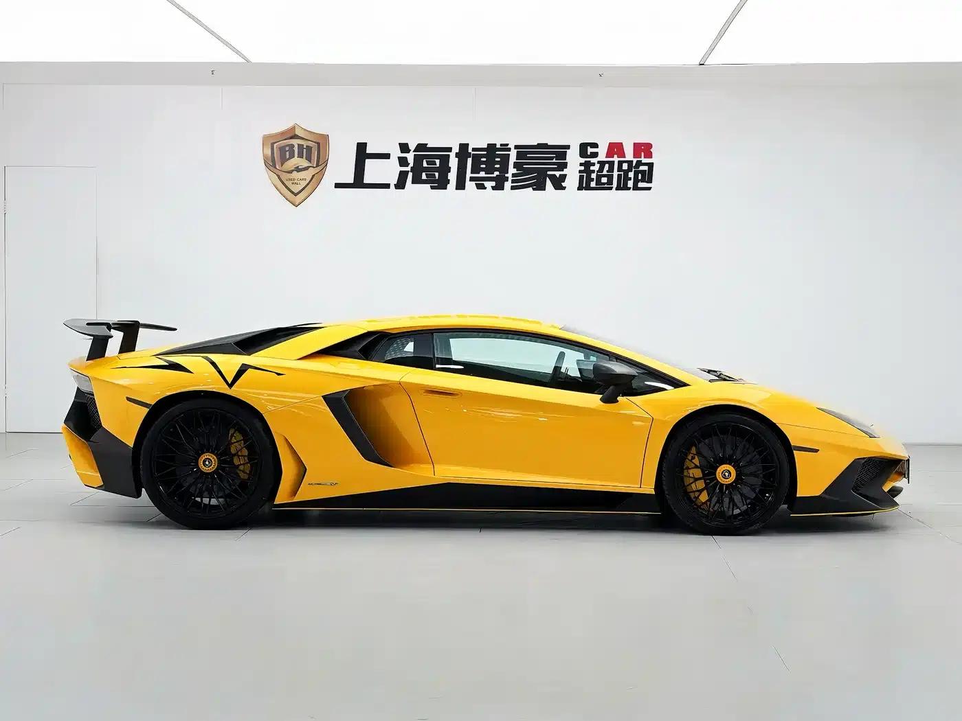 2015 Aventador LP 750-4 Superveloce — миниатюра 15