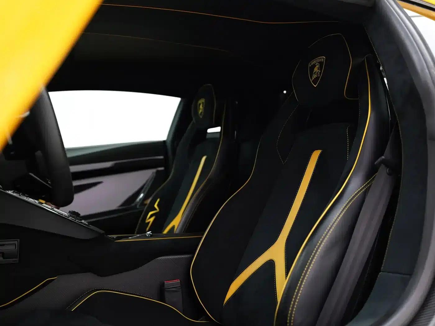 2015 Aventador LP 750-4 Superveloce — миниатюра 28
