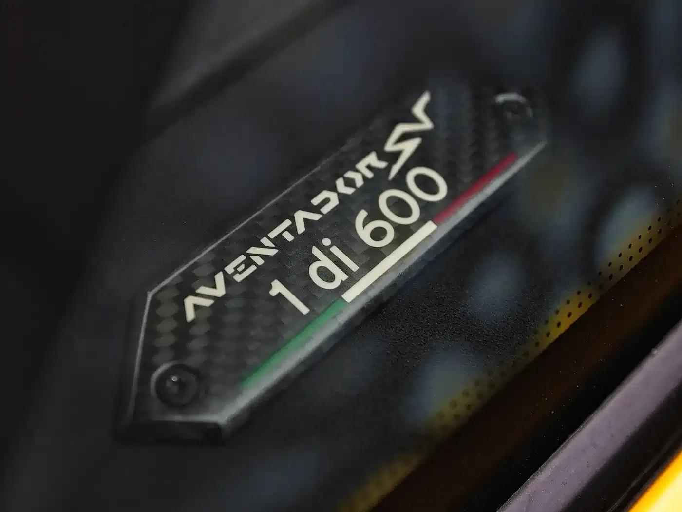 2015 Aventador LP 750-4 Superveloce — миниатюра 37