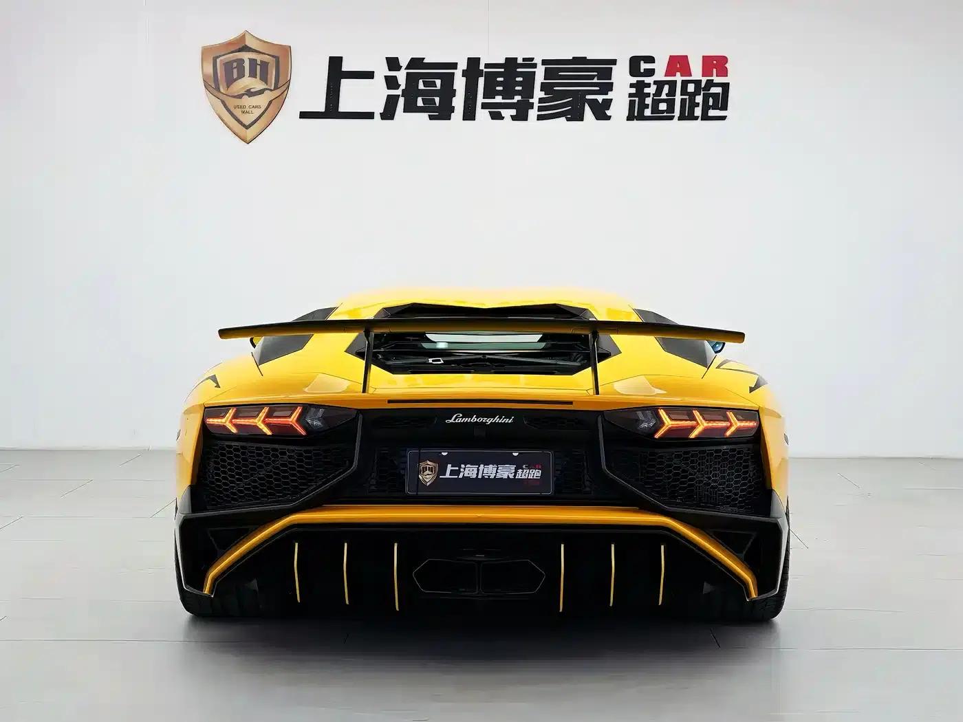 2015 Aventador LP 750-4 Superveloce — миниатюра 5