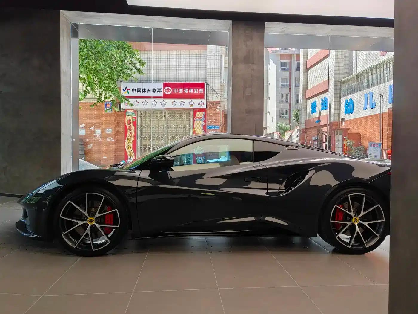 EMIRA 2021 2.0T DCT First Edition — миниатюра 2