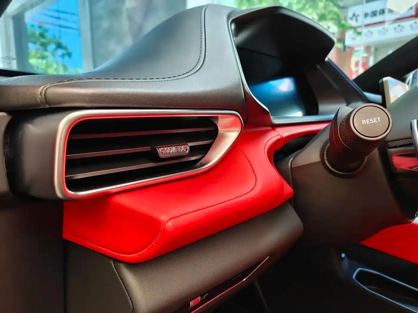 EMIRA 2021 2.0T DCT First Edition — миниатюра 12