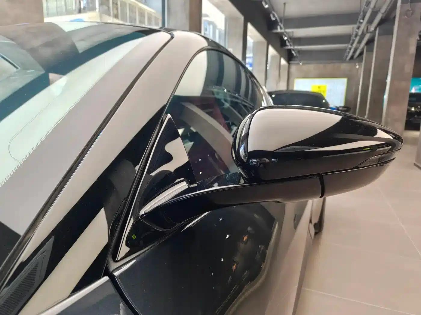 EMIRA 2021 2.0T DCT First Edition — миниатюра 3