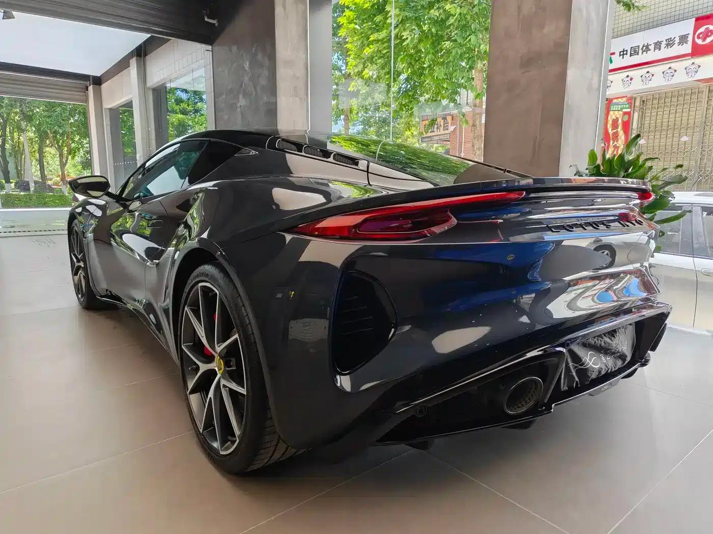 EMIRA 2021 2.0T DCT First Edition — миниатюра 4