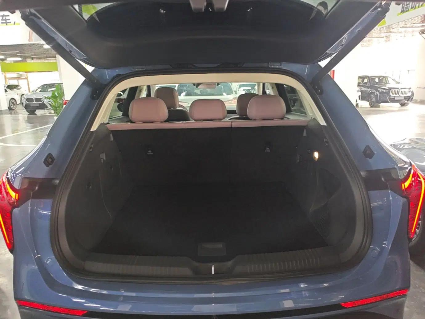 Hongqi Tiangong 06 2025 660 4x4 Smart Selection Edition — миниатюра 22