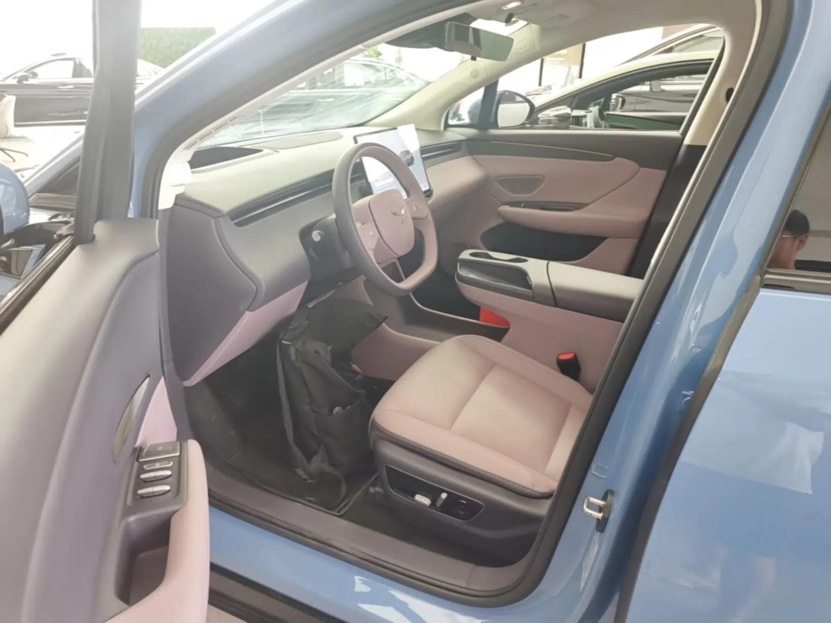 Hongqi Tiangong 06 2025 660 4x4 Smart Selection Edition — миниатюра 18