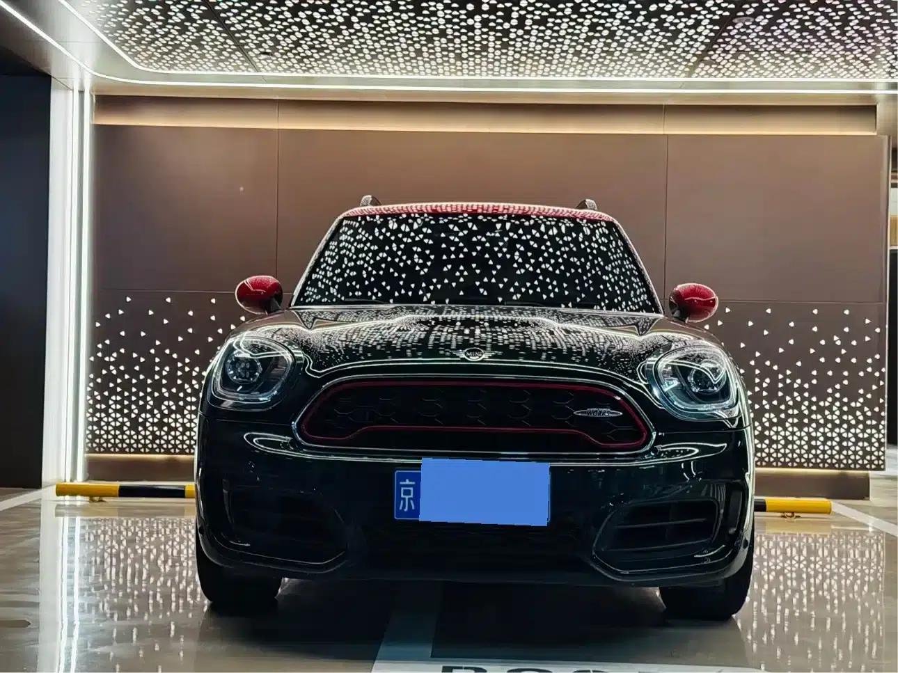 MINI JCW COUNTRYMAN 2018 2.0T JOHN COOPER WORKS ALL-IN — миниатюра 2