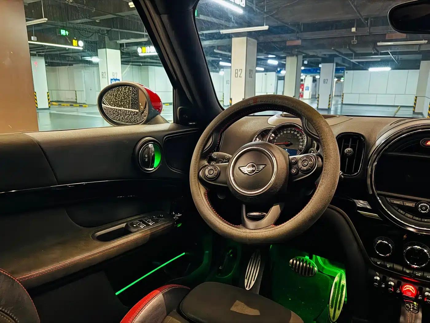 MINI JCW COUNTRYMAN 2018 2.0T JOHN COOPER WORKS ALL-IN — миниатюра 11