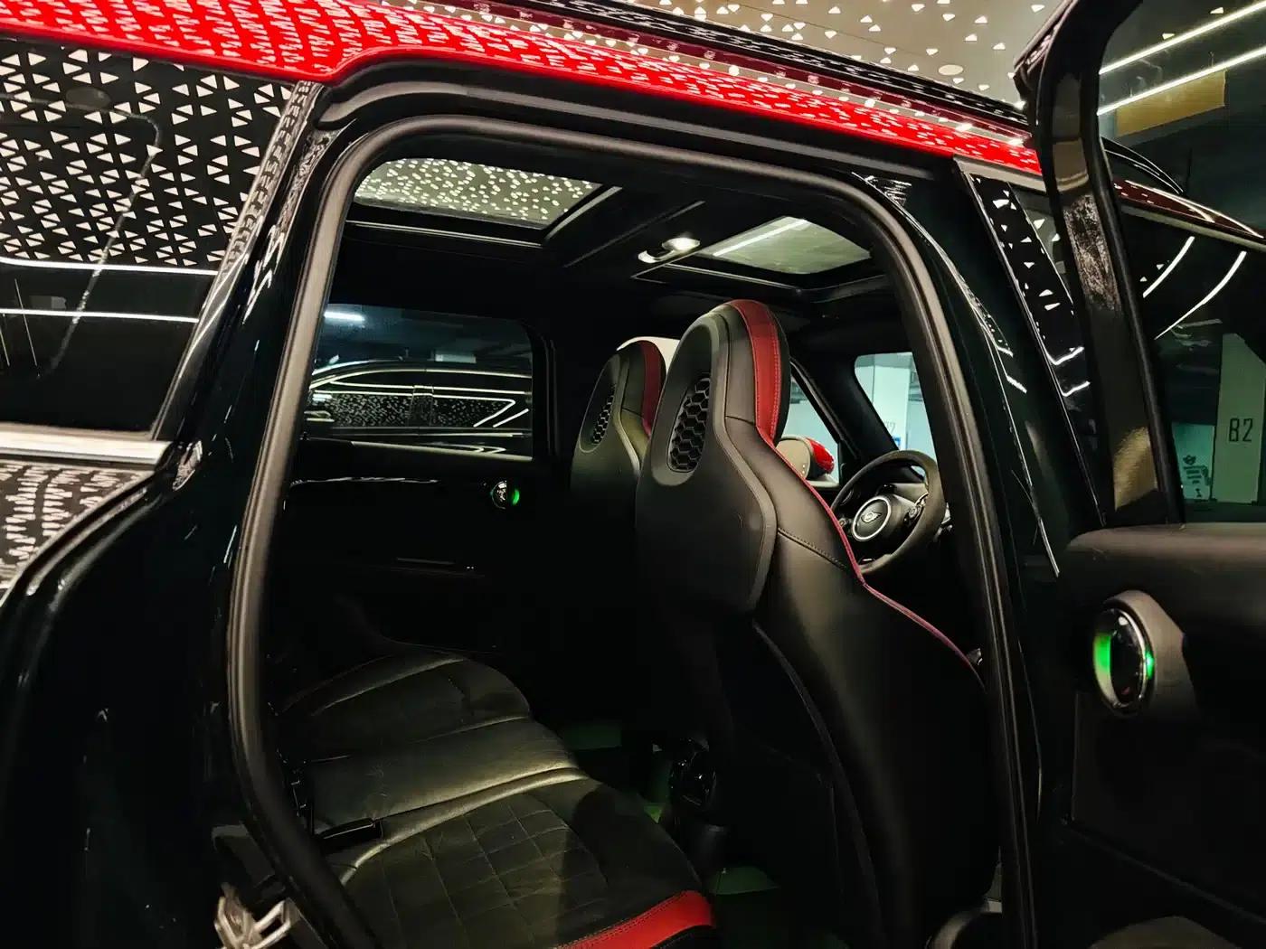MINI JCW COUNTRYMAN 2018 2.0T JOHN COOPER WORKS ALL-IN — миниатюра 18