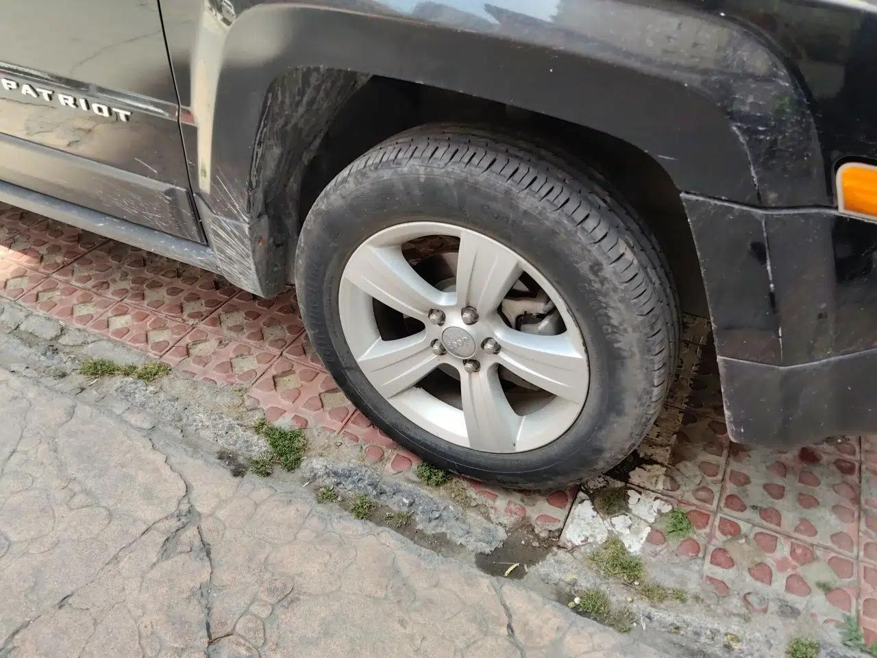 Jeep Patriot 2012 2.4 Sport Edition — миниатюра 8