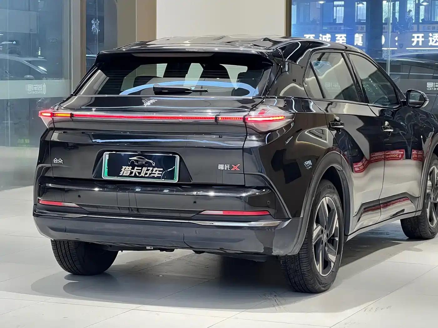 Nezha X 2024 Model 400 Premium Edition — миниатюра 19