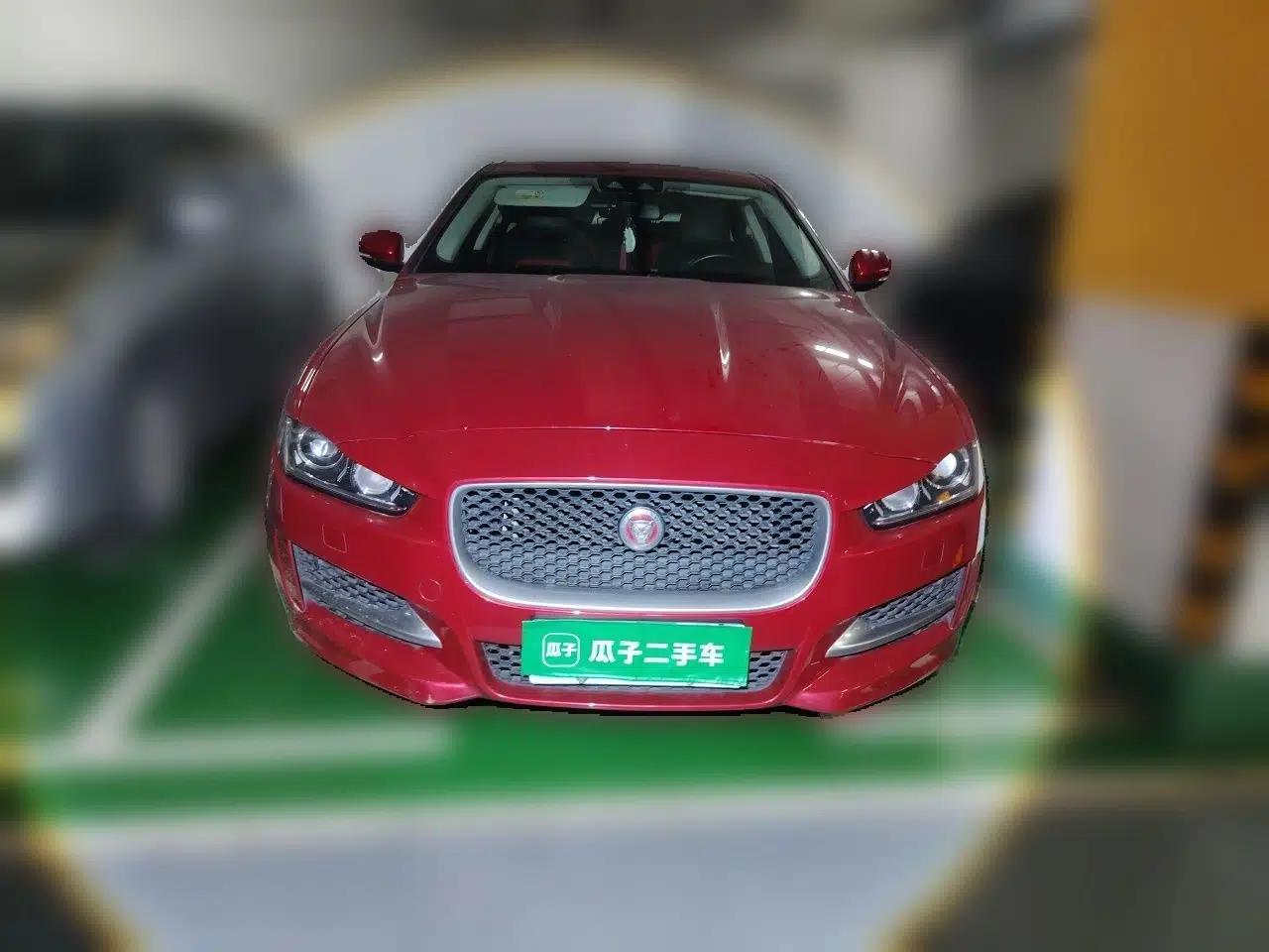 Jaguar XE 2017 2.0T 200 PS R-Sport — миниатюра 2