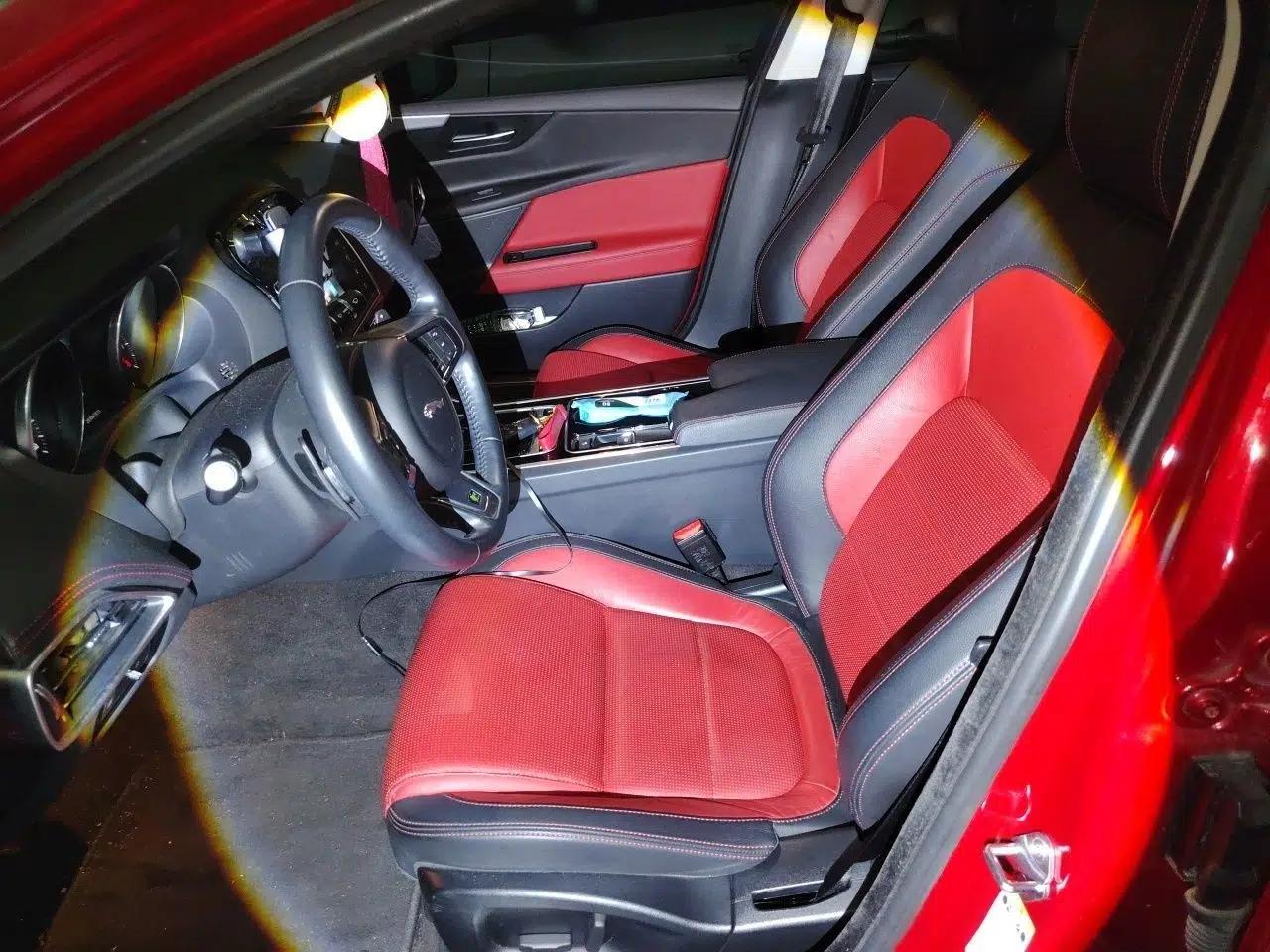 Jaguar XE 2017 2.0T 200 PS R-Sport — миниатюра 14