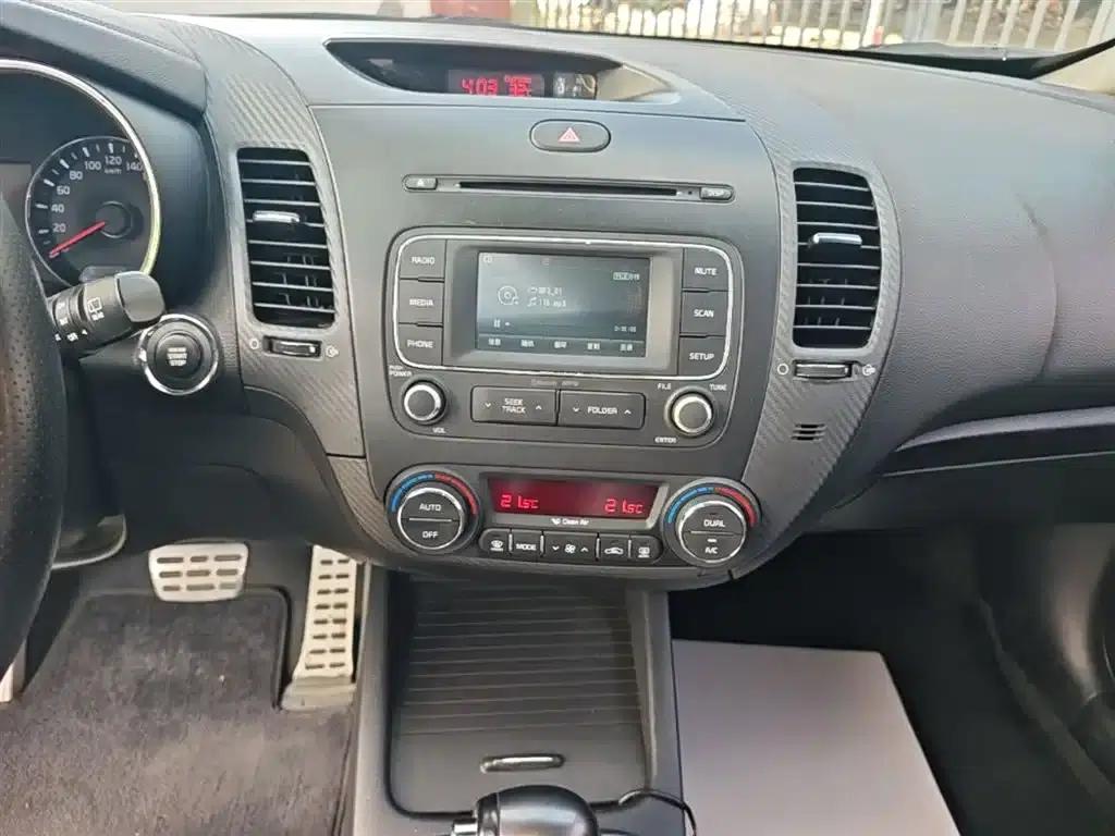 Kia K3S 2014 1.6L Automatic Premium — миниатюра 13