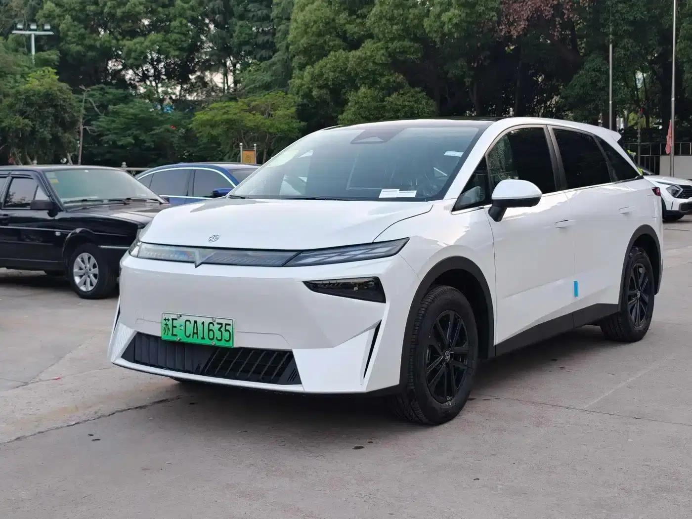 Venucia VX6 2026 Long Range Comfort Edition — миниатюра 2