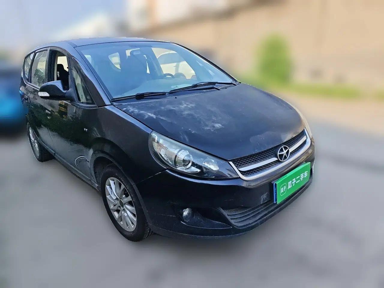 JAC Group Refine M2 2013 1.5L Manual Comfort Model 5 Seats — миниатюра 3