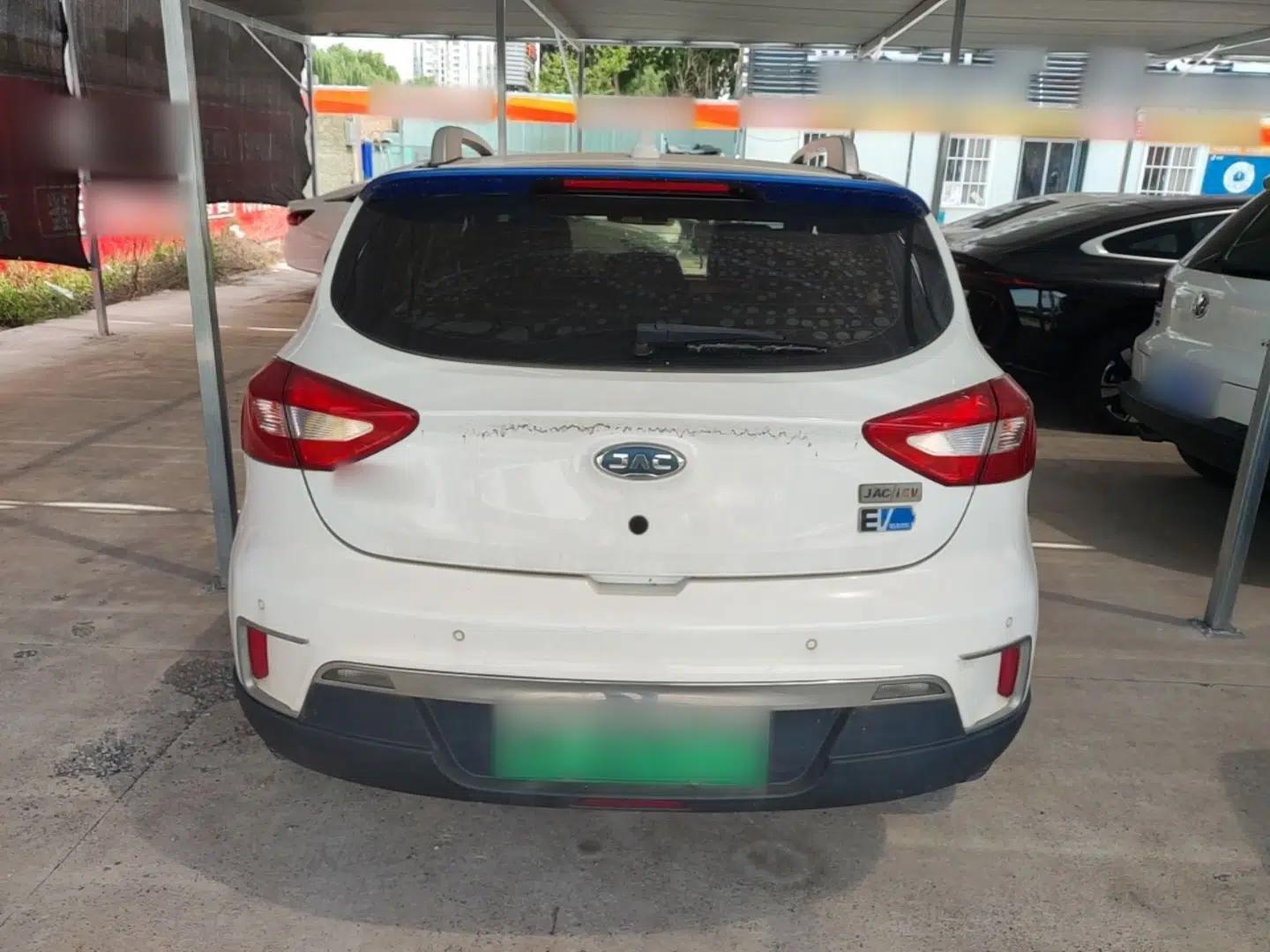 JAC Group iEV7S 2018 Smart Enjoyment Model — миниатюра 5