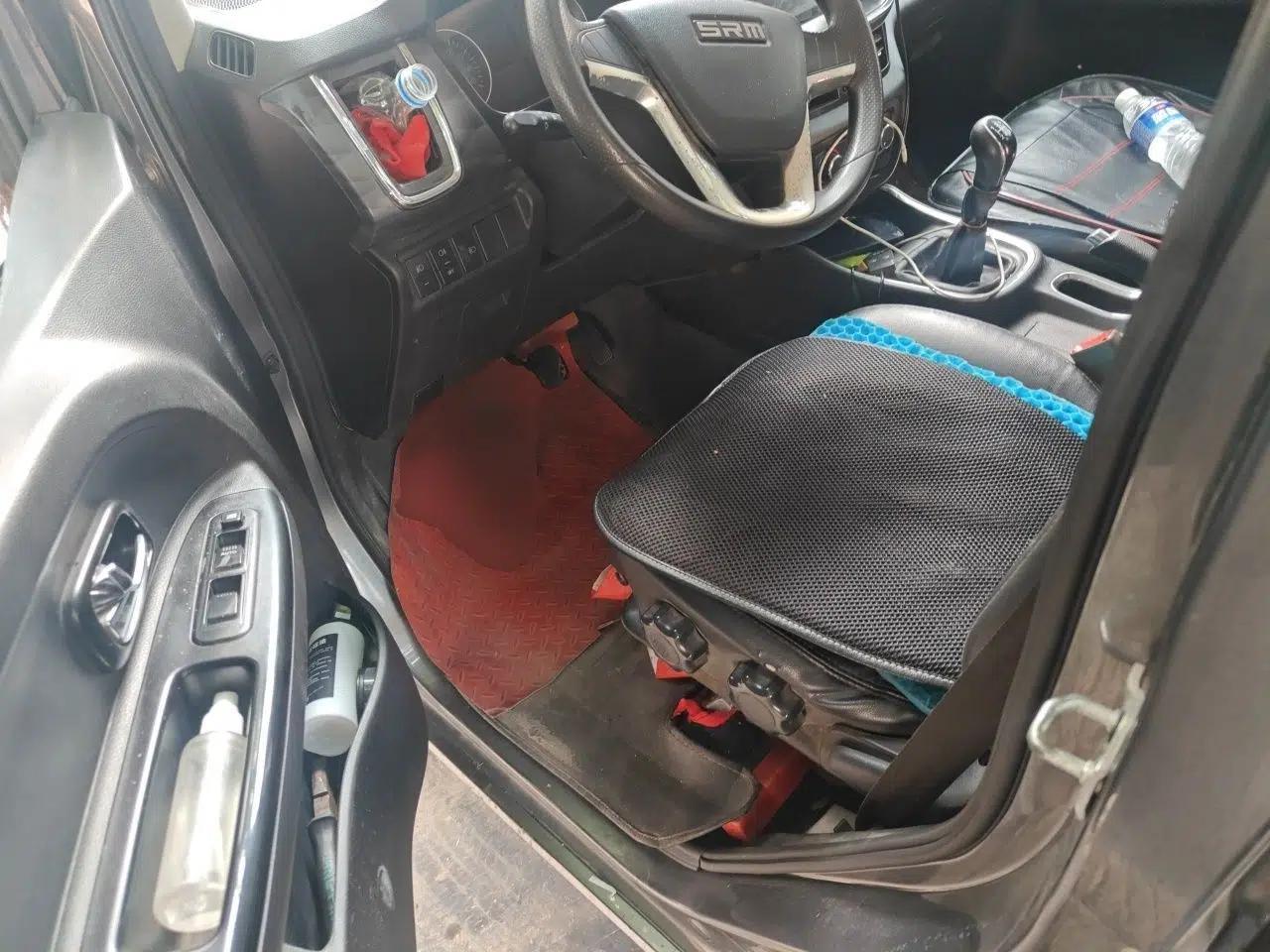 Jinbei Gold Hiace 2021 1.5L Passenger Vehicle Travel Lion 5-Seater — миниатюра 19