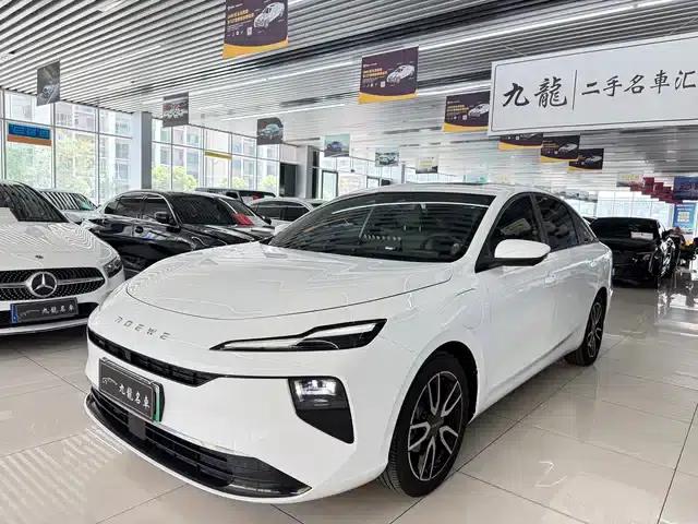 Roewe D6 2025 450km Premium Edition
