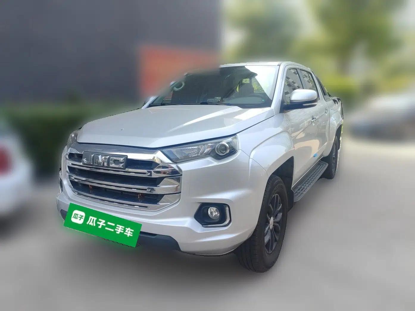 JMC Yuhu 7 2022 2.0T Manual Diesel Two-Wheel Drive Comfort Version Standard Wheelbase — миниатюра 1