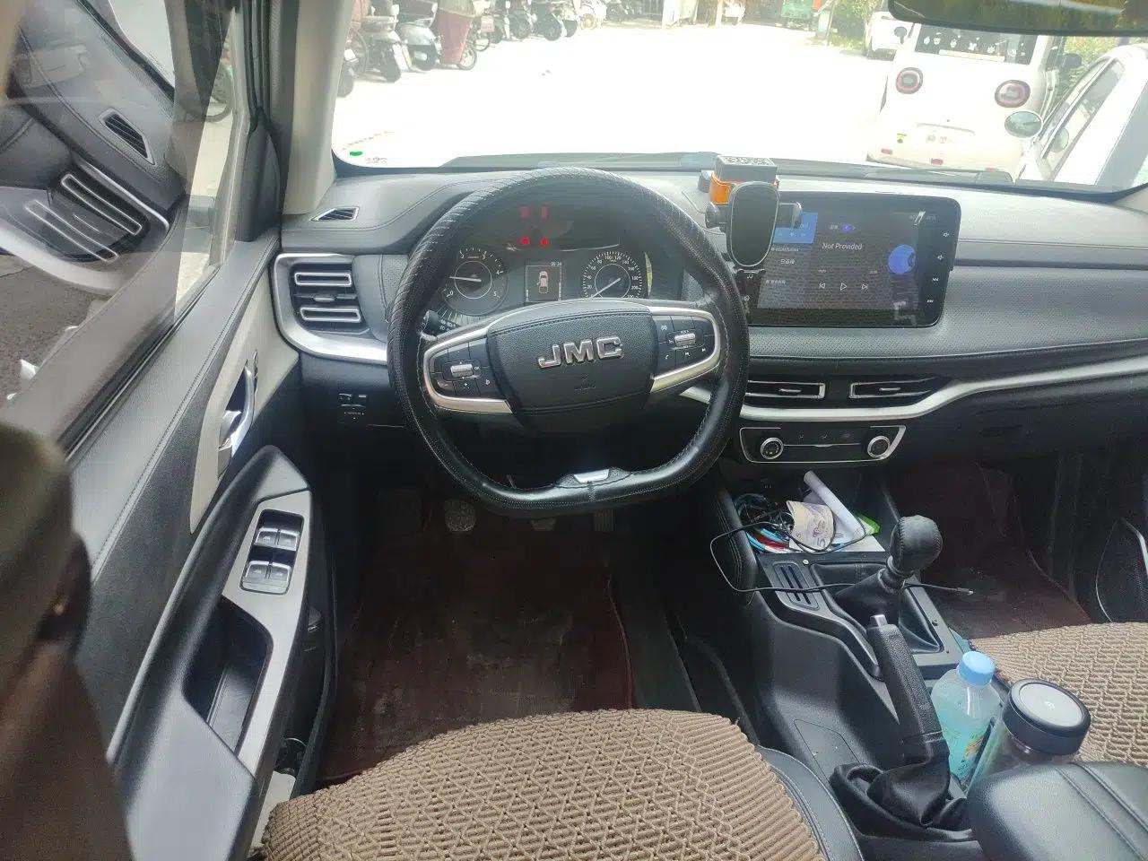 JMC Yuhu 7 2022 2.0T Manual Diesel Two-Wheel Drive Comfort Version Standard Wheelbase — миниатюра 10