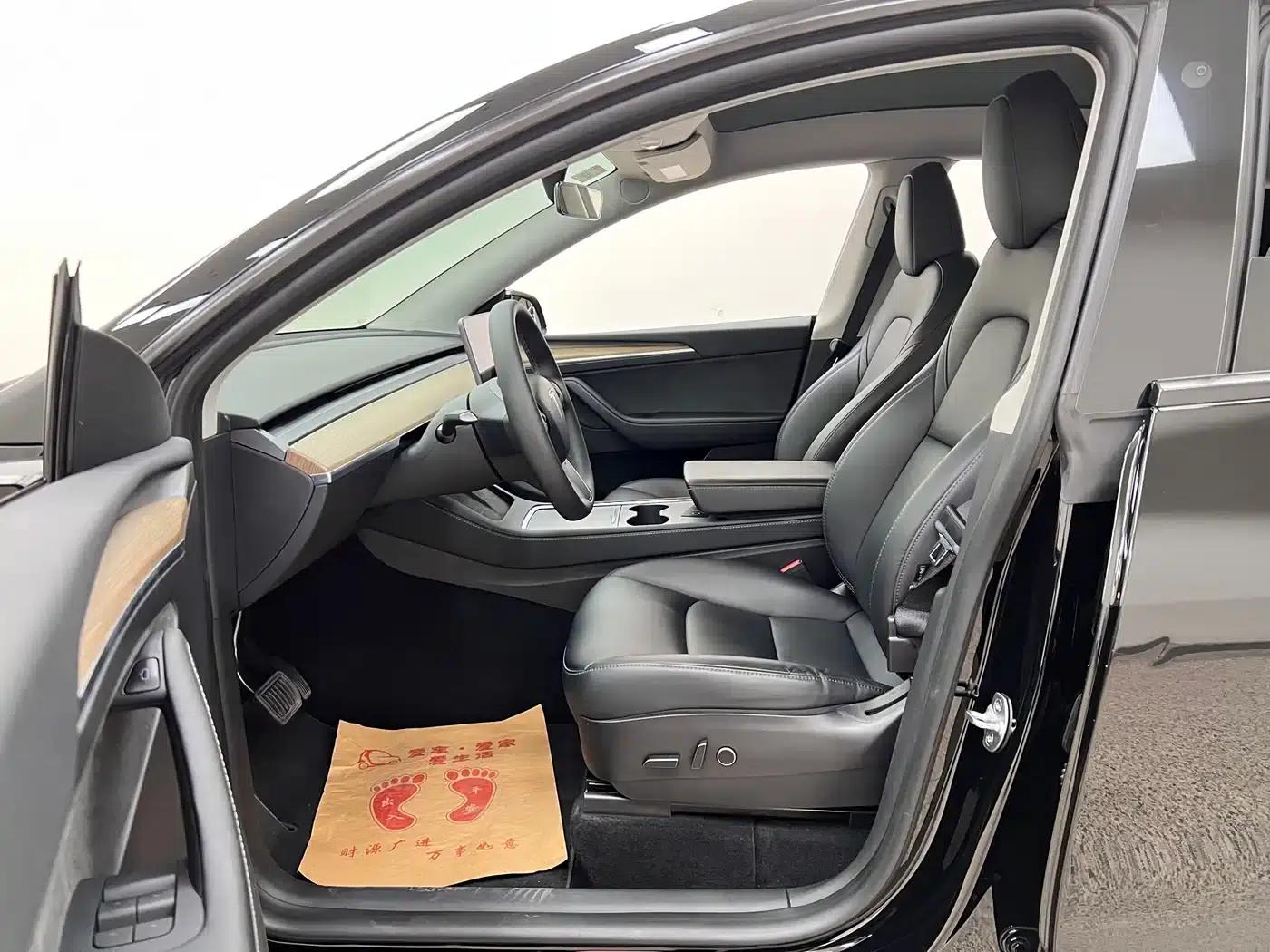Model Y 2022 Facelift Long Range All-Wheel Drive Version — миниатюра 16