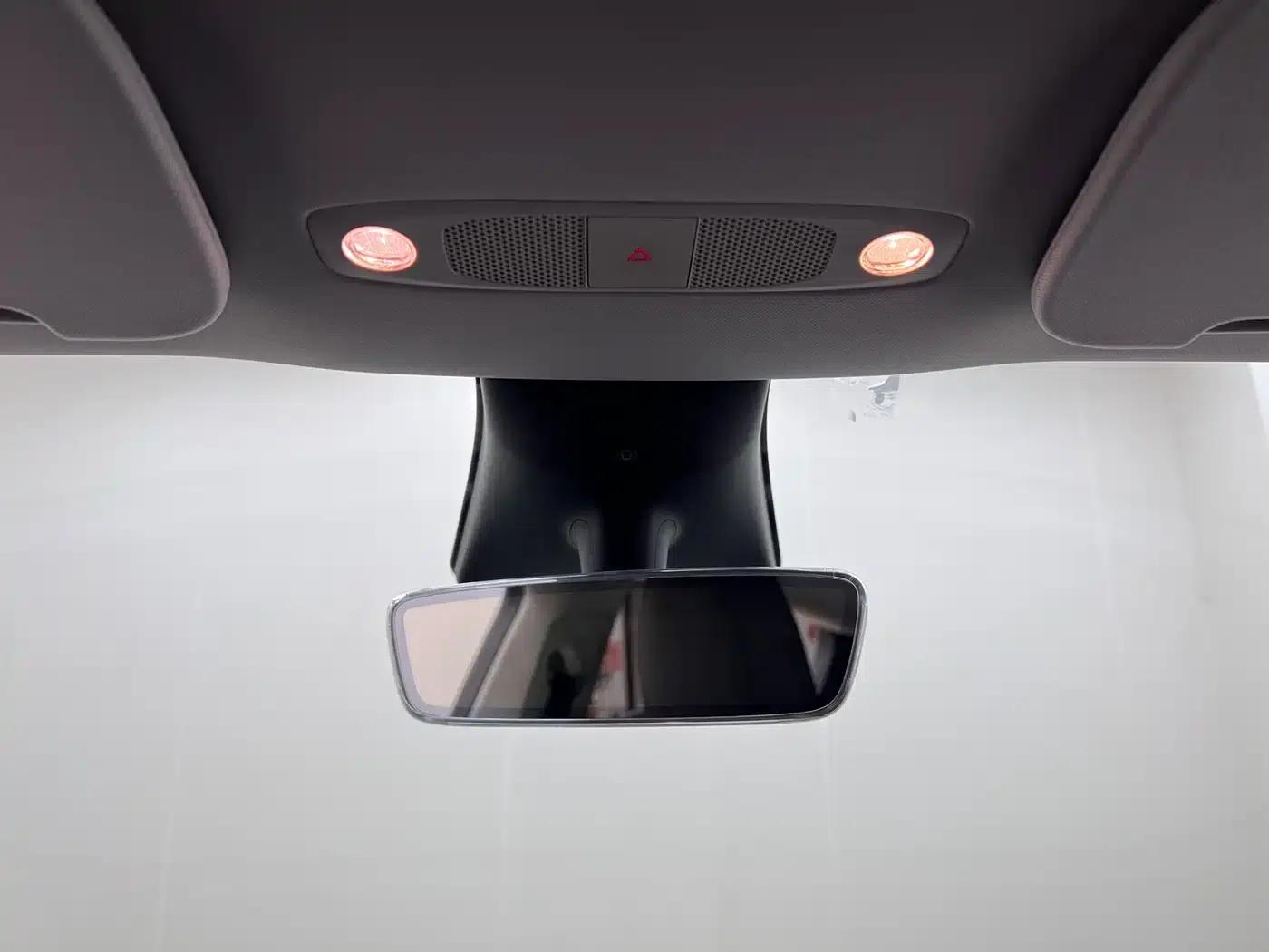 Model Y 2022 Facelift Long Range All-Wheel Drive Version — миниатюра 25