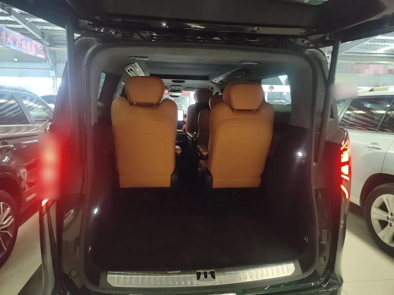 Geely Galaxy LEVC L380 2024 140-Degree 6-Seater All-Wheel-Drive Ultra — миниатюра 22