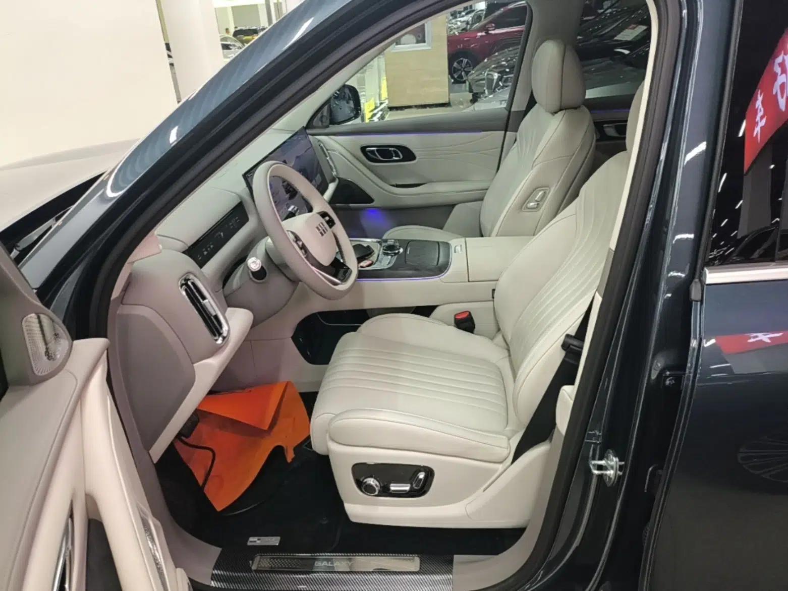 Geely Galaxy M9 2025 Model 210km Four-Wheel-Drive Leading Edition — миниатюра 17