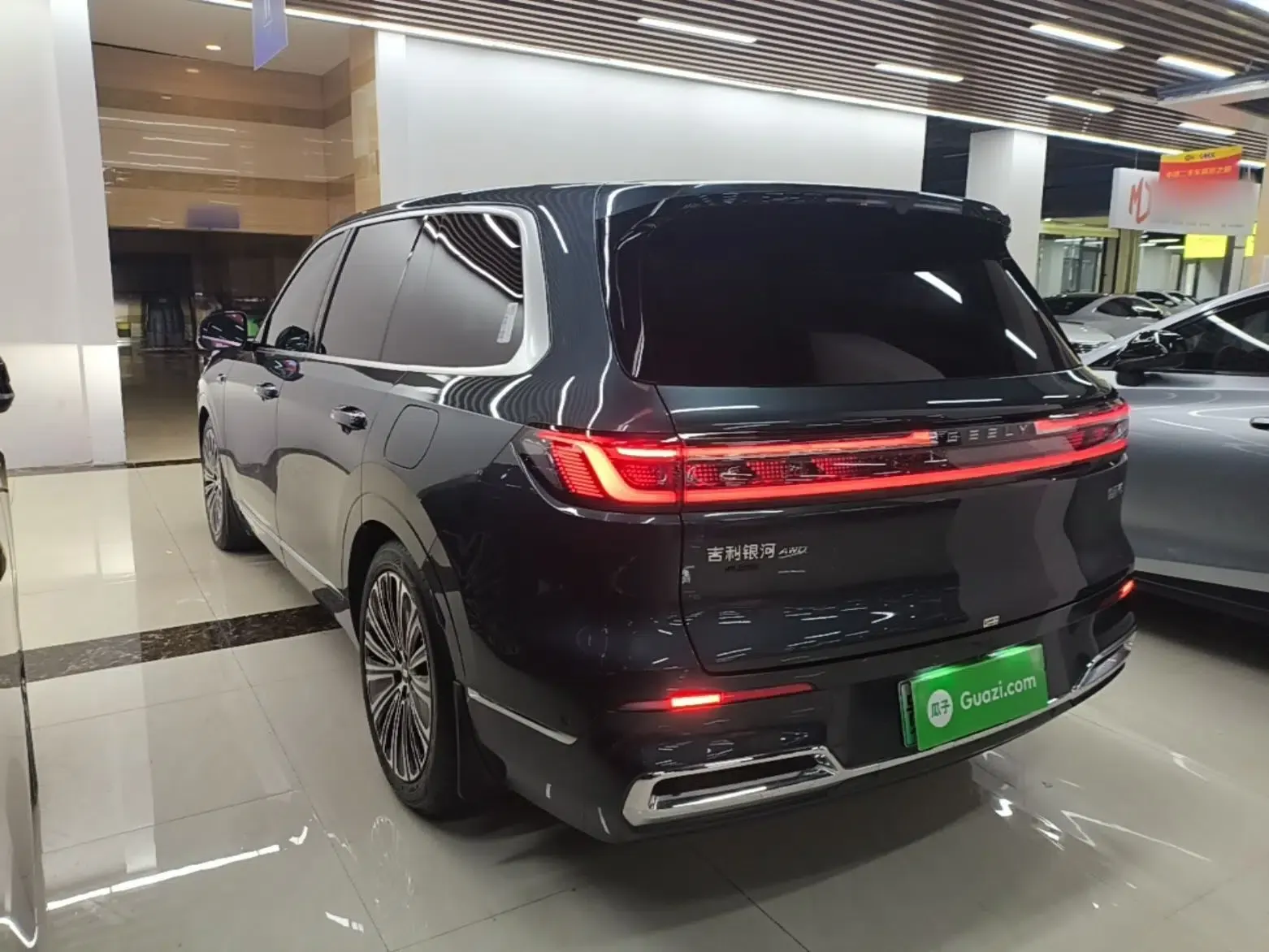 Geely Galaxy M9 2025 Model 210km Four-Wheel-Drive Leading Edition — миниатюра 4