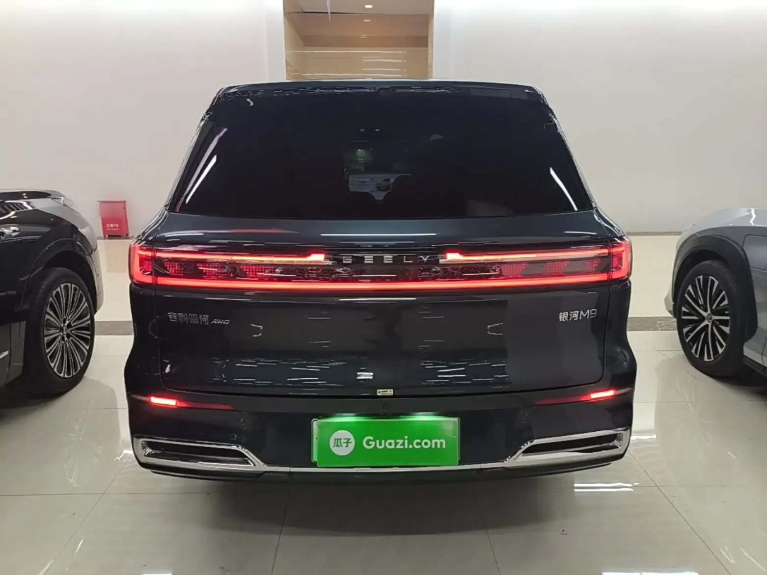 Geely Galaxy M9 2025 Model 210km Four-Wheel-Drive Leading Edition — миниатюра 5