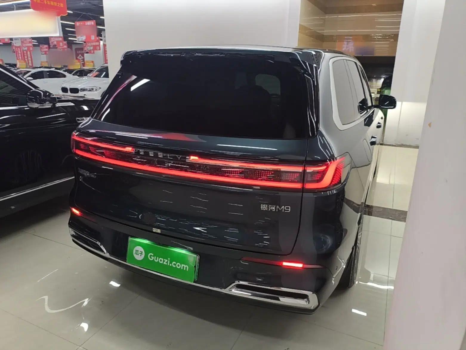 Geely Galaxy M9 2025 Model 210km Four-Wheel-Drive Leading Edition — миниатюра 6