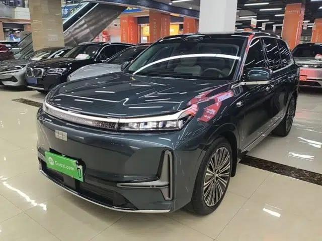 Geely Galaxy M9 2025 Model 210km Four-Wheel-Drive Leading Edition