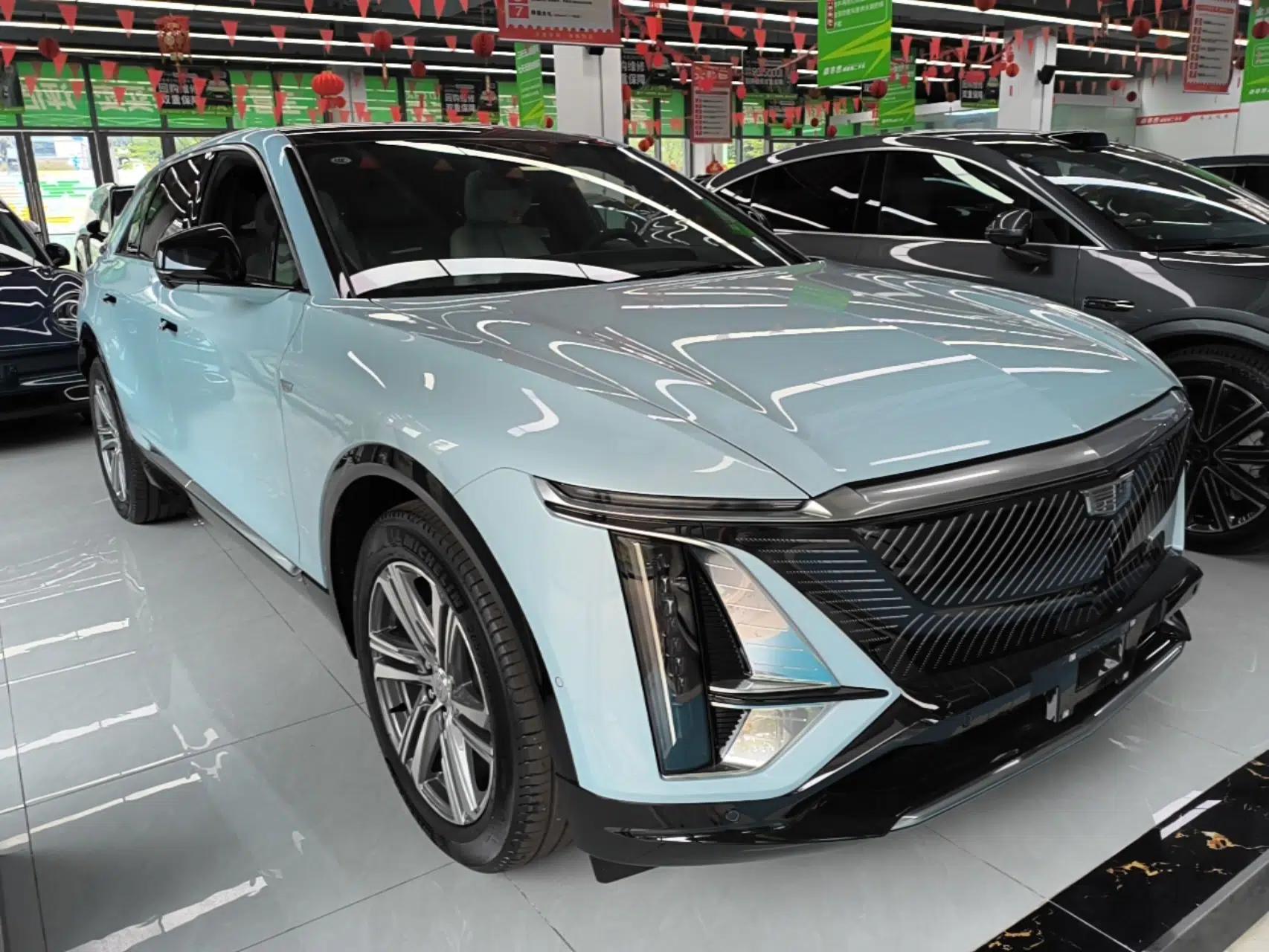 Cadillac LYRIQ 2024 Rear-Drive Standard Range Luxury Edition — миниатюра 3