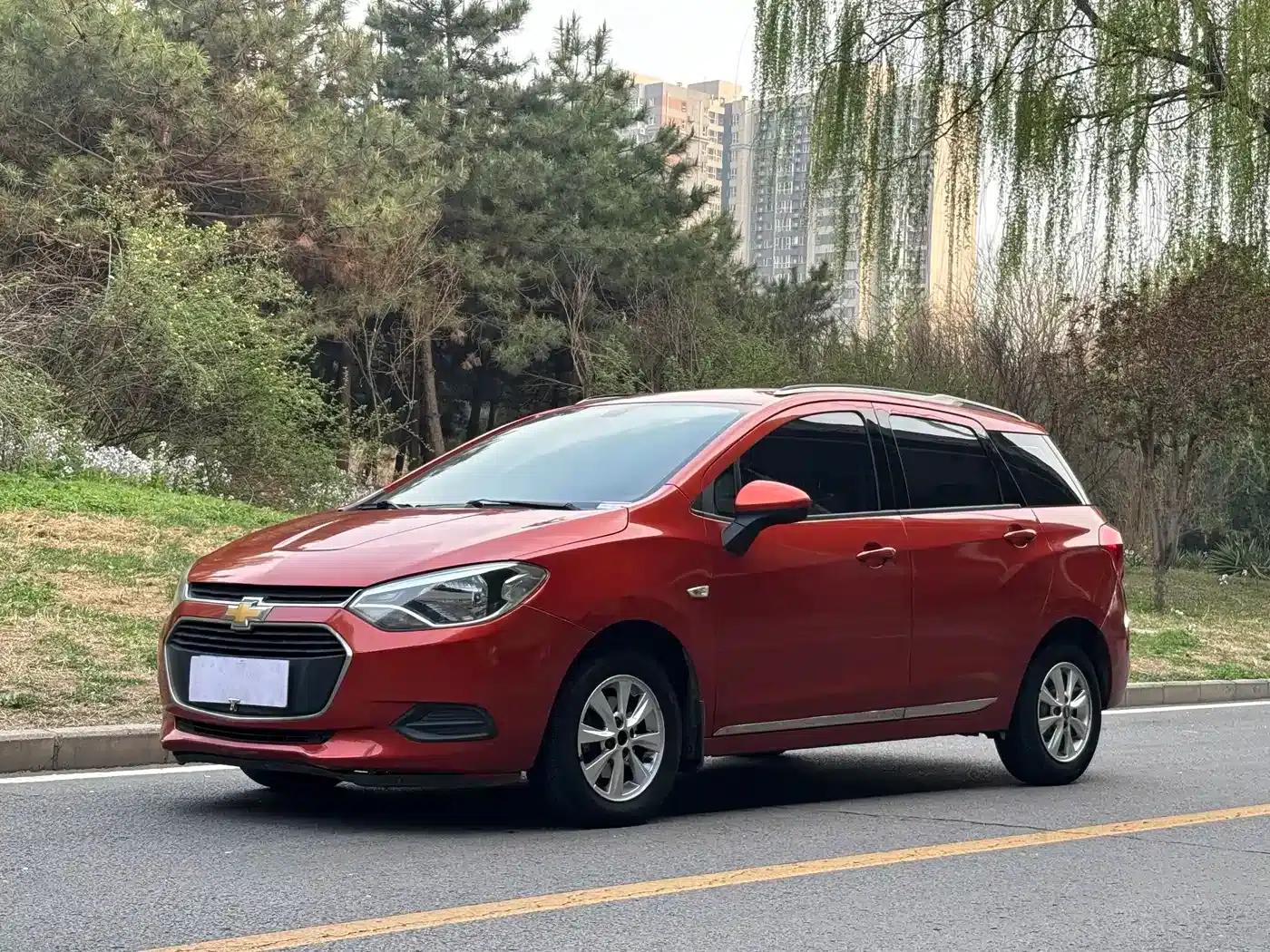 Chevrolet Aveo RV 2016 1.5L Manual Comfort Edition — миниатюра 1