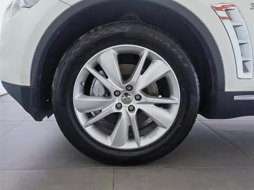 Infiniti QX70 2018 3.7L Automatic — миниатюра 11