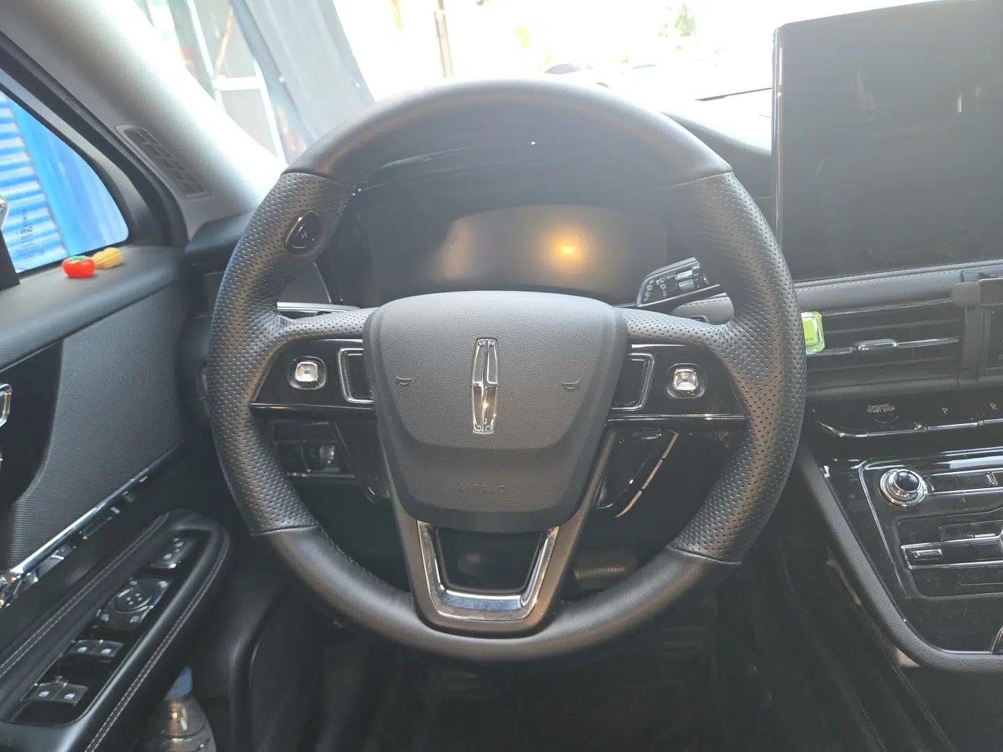 Lincoln Corsair New Energy 2021 PHEV Four-Wheel Drive e-Enjoy Edition — миниатюра 10