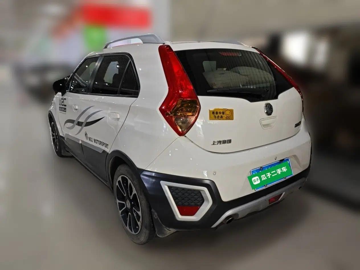 MG 3SW 2015 1.5L AMT Elite Model — миниатюра 4