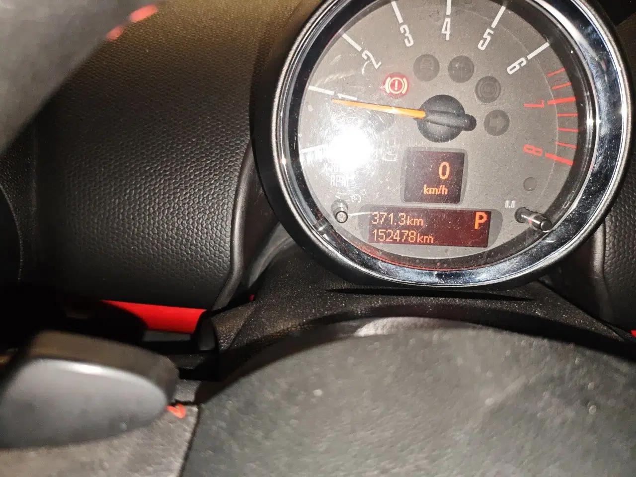 MINI JCM COUNTRYMAN 2013 1.6T JOHN COOPER WORKS ALL4 — миниатюра 12