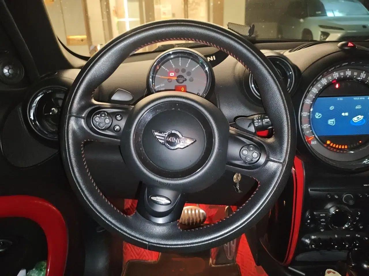 MINI JCM COUNTRYMAN 2013 1.6T JOHN COOPER WORKS ALL4 — миниатюра 10