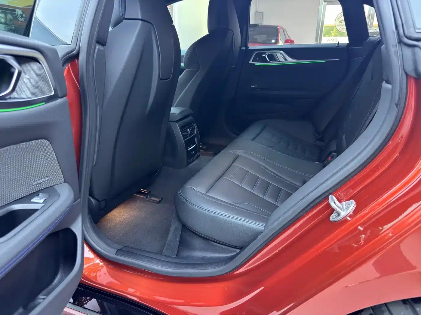 BMW i4 M 2023 M50 — миниатюра 15