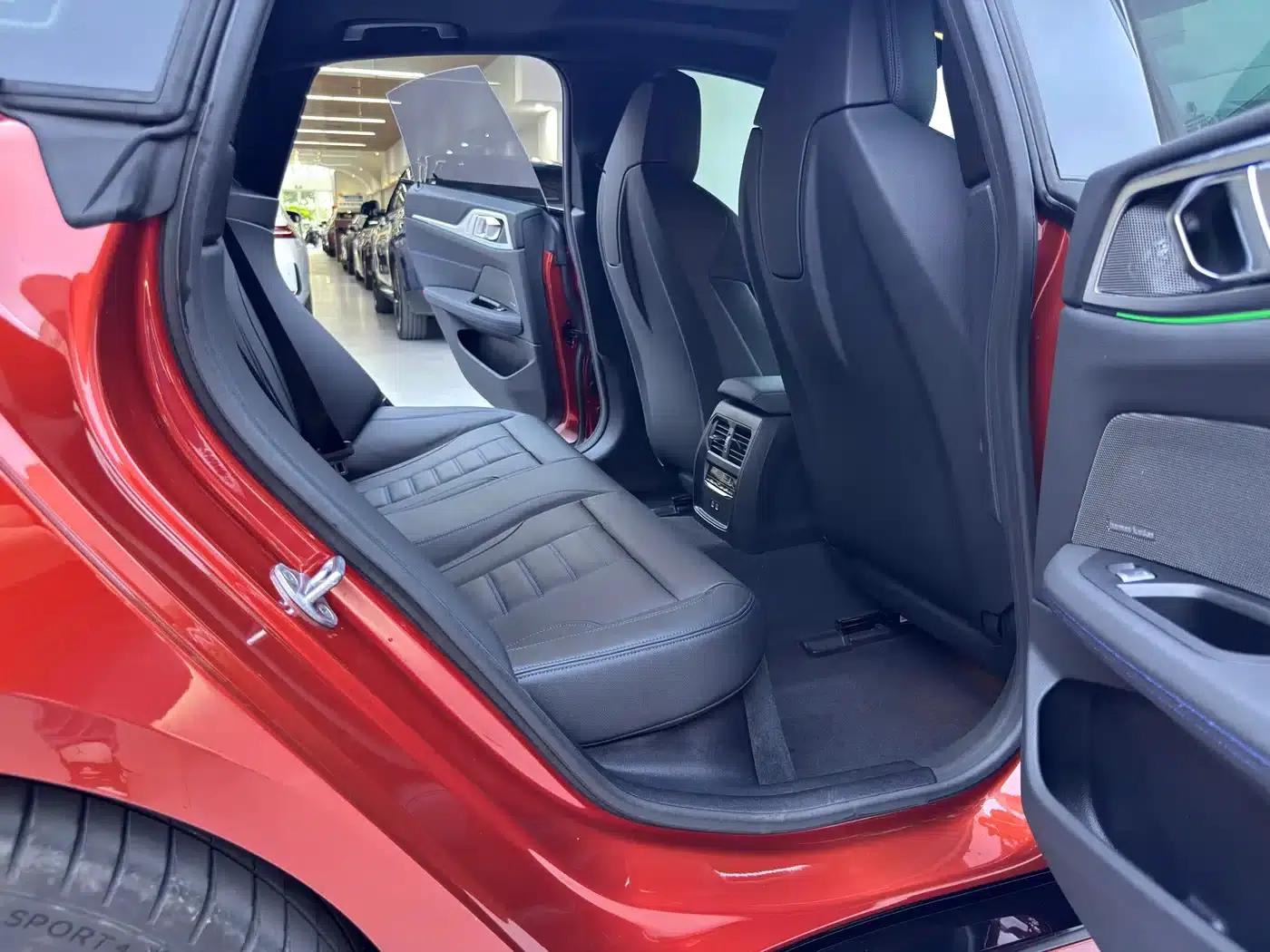 BMW i4 M 2023 M50 — миниатюра 16