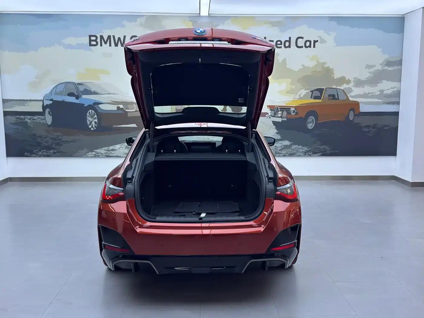 BMW i4 M 2023 M50 — миниатюра 8