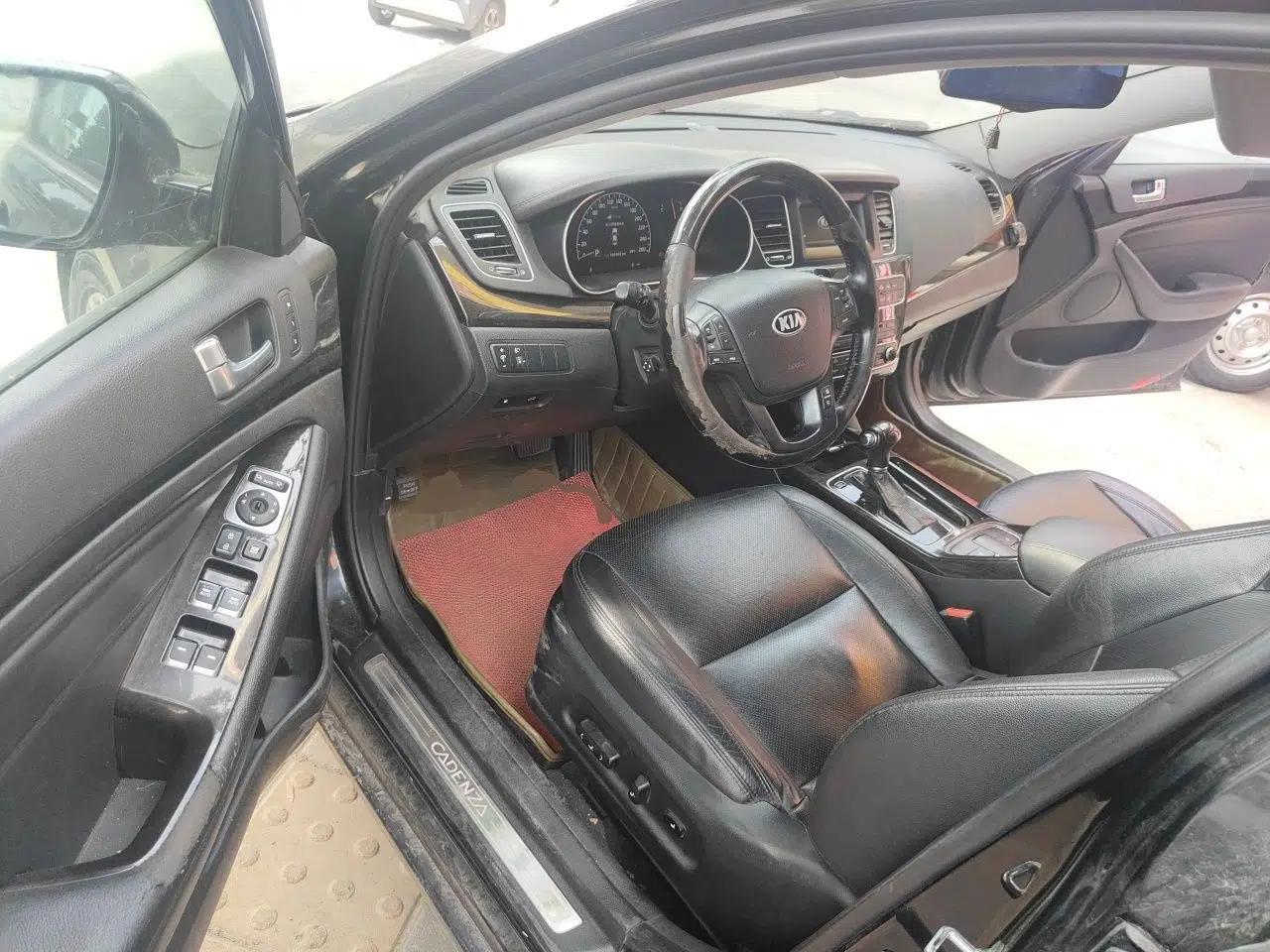Kia Cadenza 2013 2.4L Business Sunroof Version China V Standard — миниатюра 16