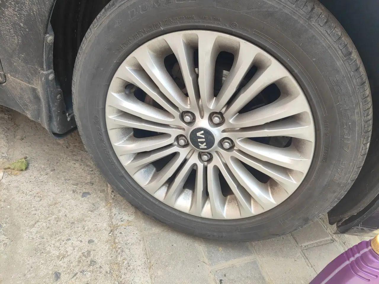 Kia Cadenza 2013 2.4L Business Sunroof Version China V Standard — миниатюра 8